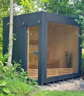 Glamping extra indoor sauna amongst trees